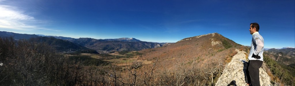 Petit détour au col de la Maure pour voir la vue ....